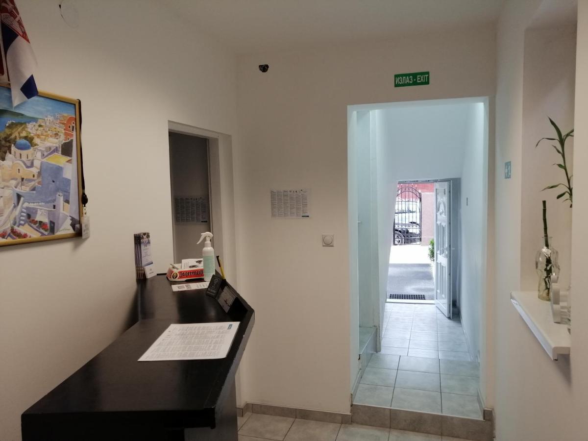 Mitic Apartmani 1 Nis Exterior photo
