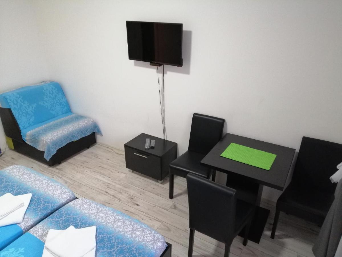 Mitic Apartmani 1 Nis Exterior photo