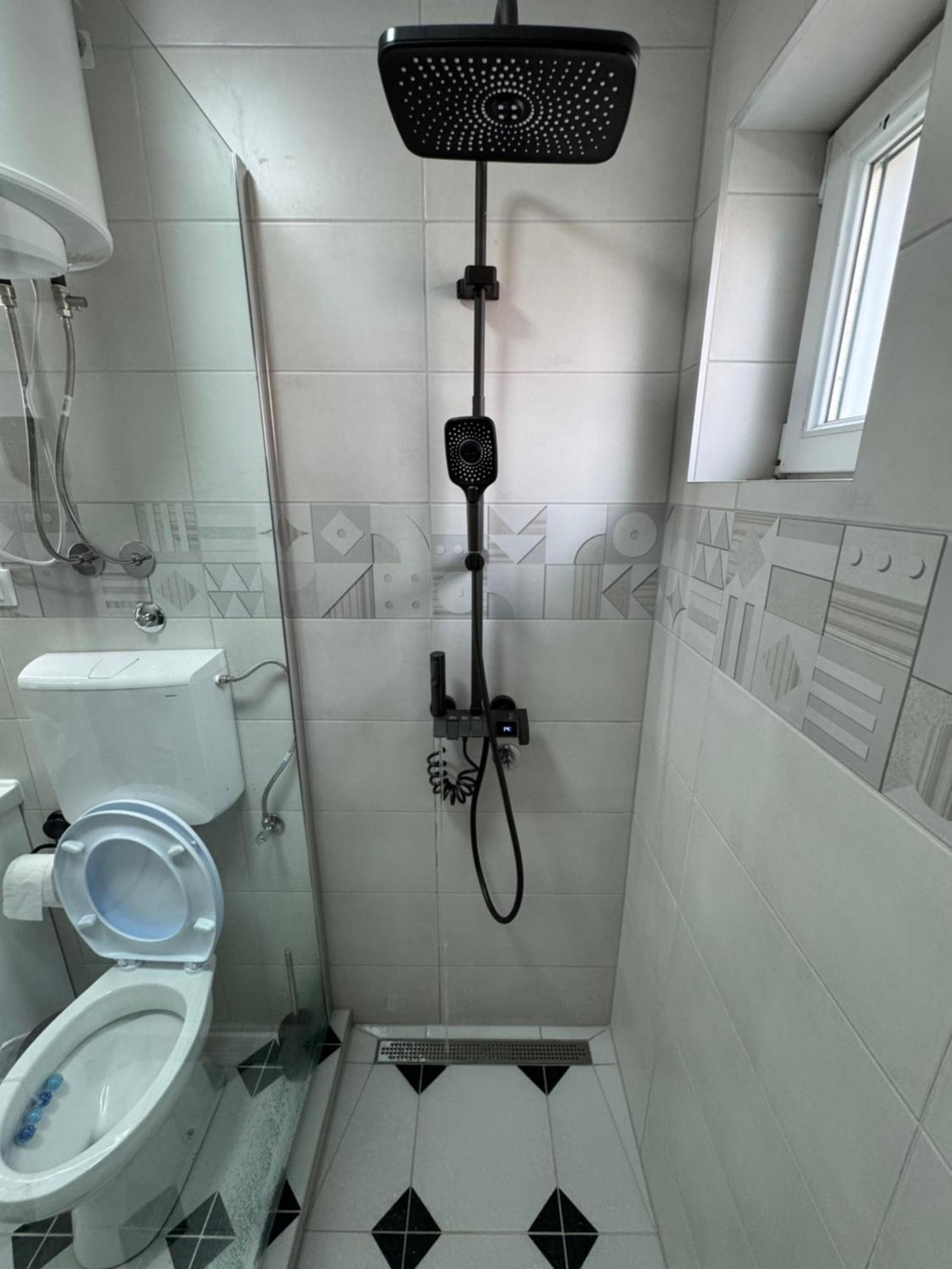 Mitic Apartmani 1 Nis Exterior photo