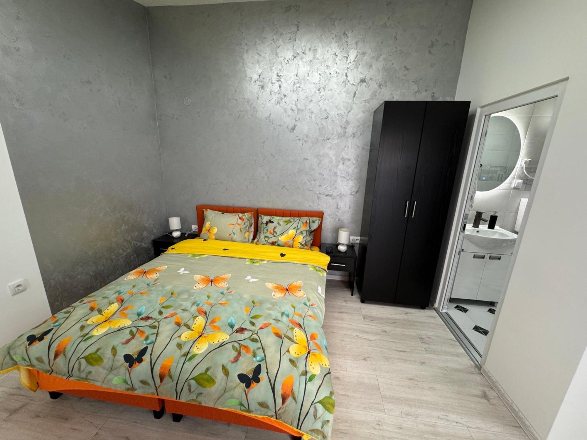 Mitic Apartmani 1 Nis Exterior photo